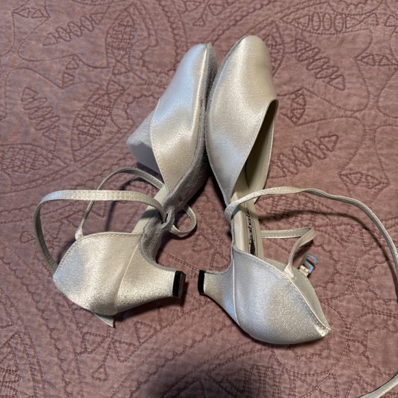 Featherlite Ballroom Dance Shoes - 9 Narrow - Carol White Satin, 1.3" Heel - Picture 3 of 14